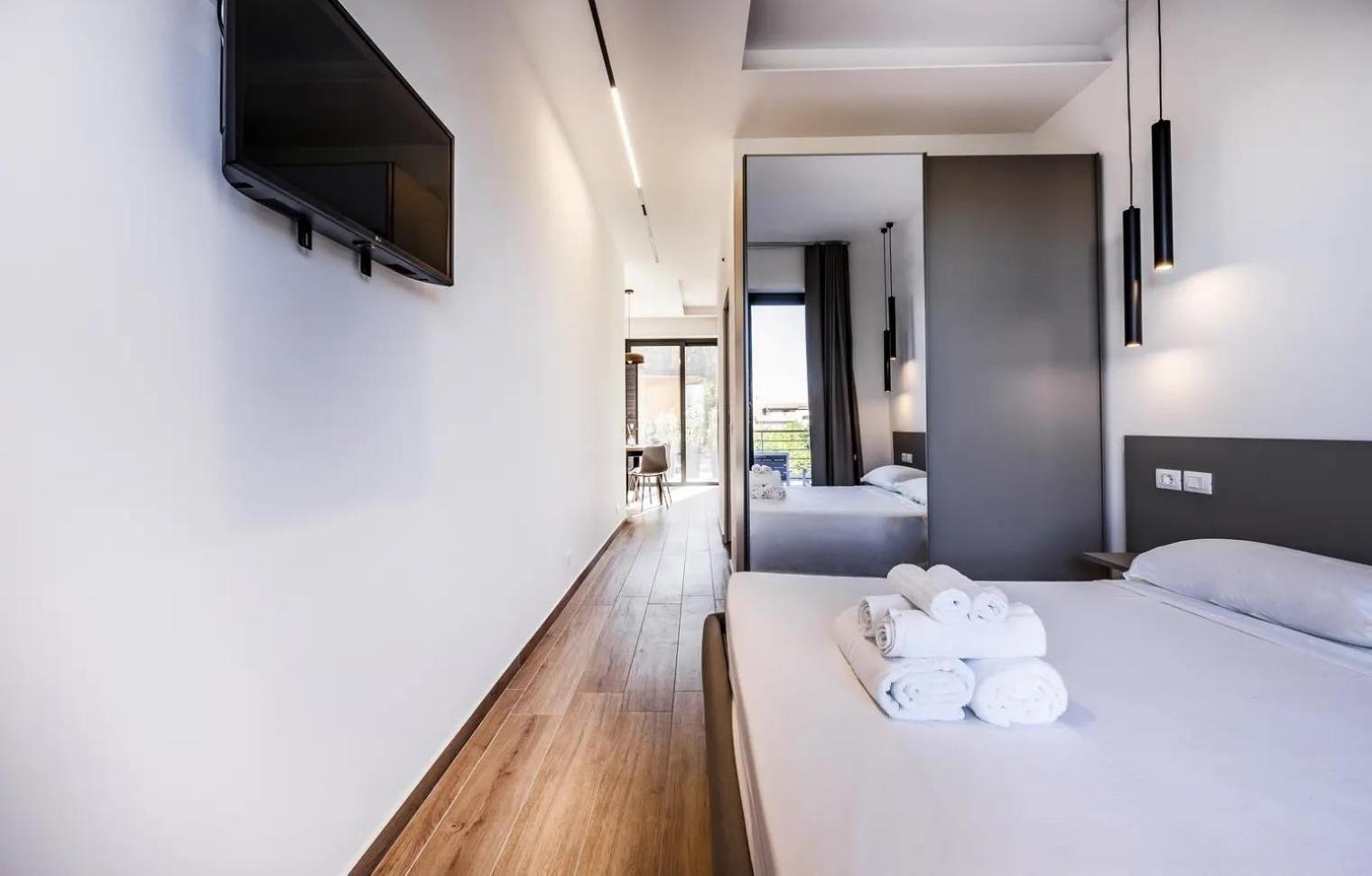 La Brisa Aparthotel Capo d'Orlando Exterior photo