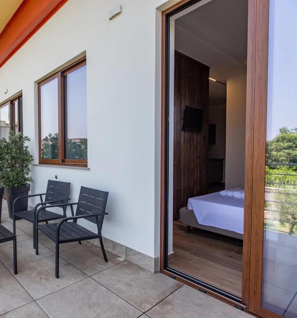 La Brisa Aparthotel Capo d'Orlando Exterior photo